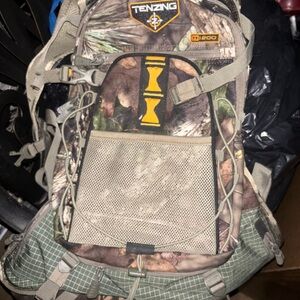 Tenzing TZ1200 Daypack Hunting bag